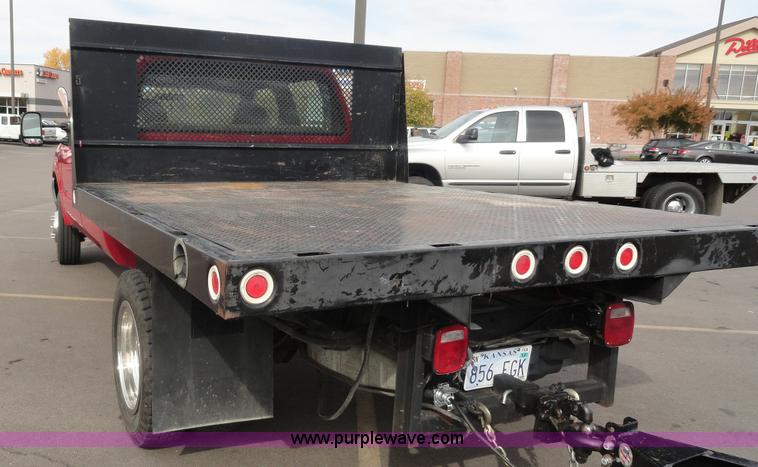 image for item G9190 2000 Ford F450 XL Super Duty crew cab pickup truck