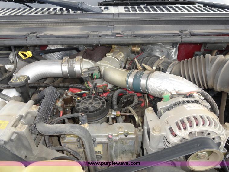 image for item G9190 2000 Ford F450 XL Super Duty crew cab pickup truck