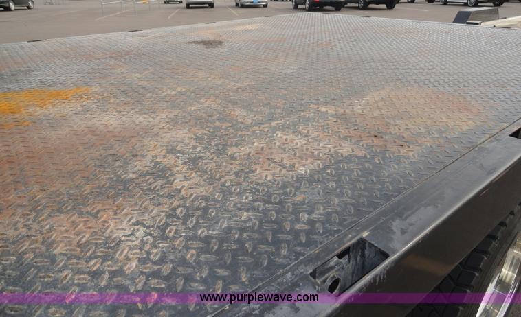 image for item G9190 2000 Ford F450 XL Super Duty crew cab pickup truck