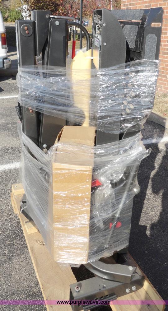 image for item G9243 Braun wheelchair lift/platform