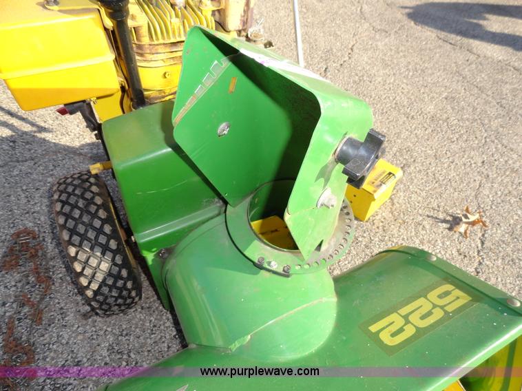 image for item G9245 John Deere 522 snow blower with chains