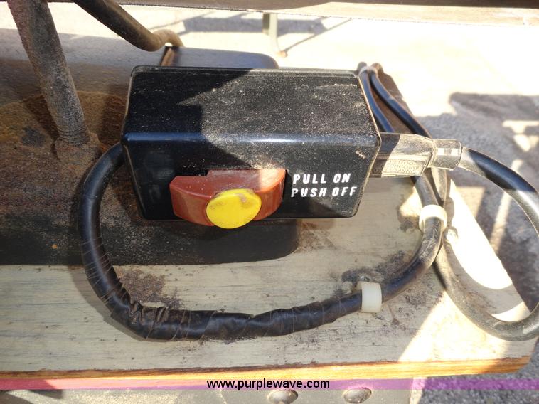 image for item G9248 Assorted tools