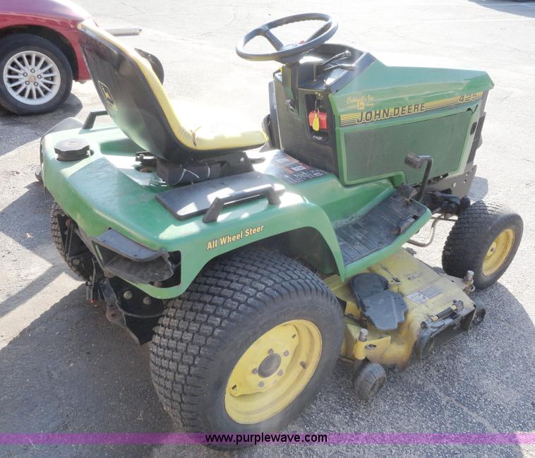 image for item G9249 John Deere 425 lawn mower