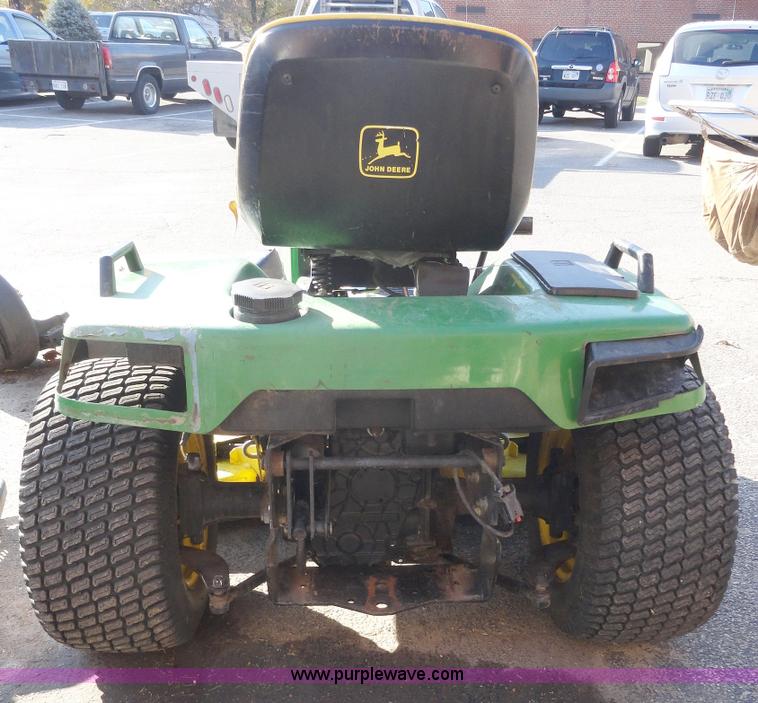 image for item G9249 John Deere 425 lawn mower
