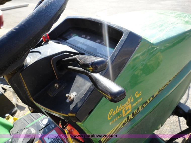 image for item G9249 John Deere 425 lawn mower