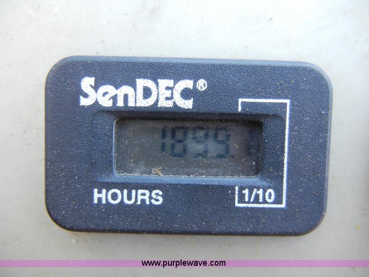 image for item H9058 Walker MTGHS ZTR mower with hopper