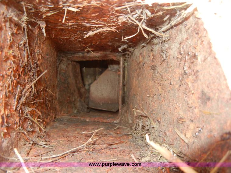 image for item H9058 Walker MTGHS ZTR mower with hopper