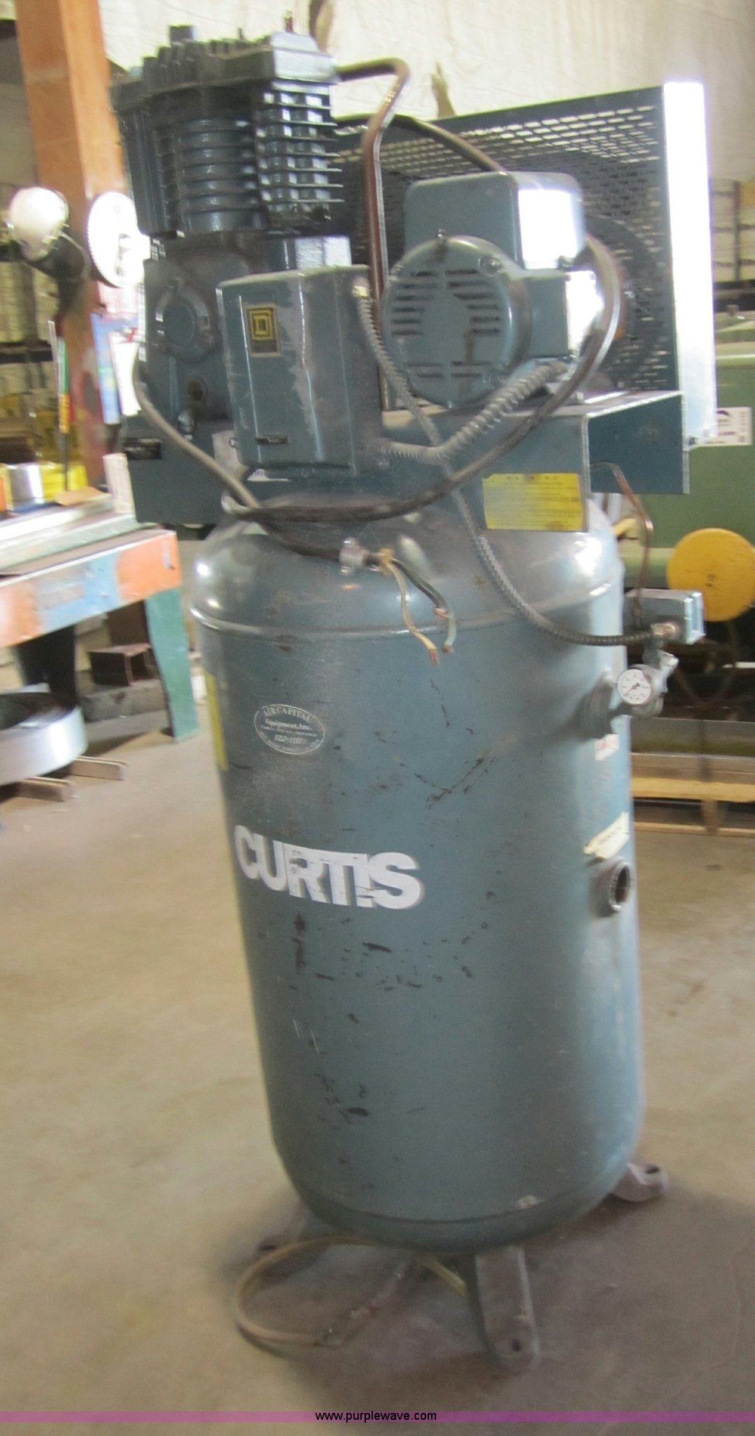 Curtis 80 gallon upright air compressor in Wichita, KS Item C5141 sold Purple Wave