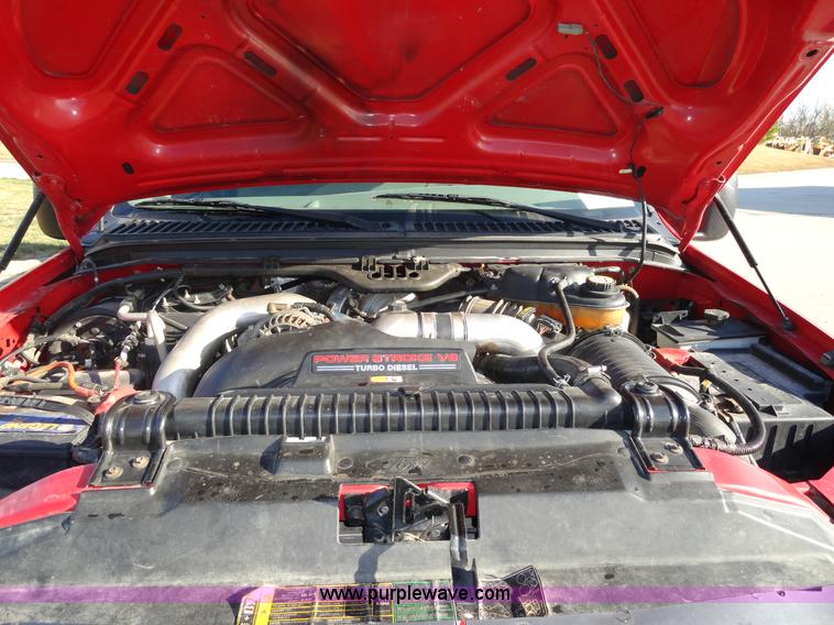 image for item A3267 2004 Ford F550 XL Super Duty pickup truck