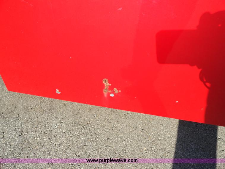 image for item A3267 2004 Ford F550 XL Super Duty pickup truck