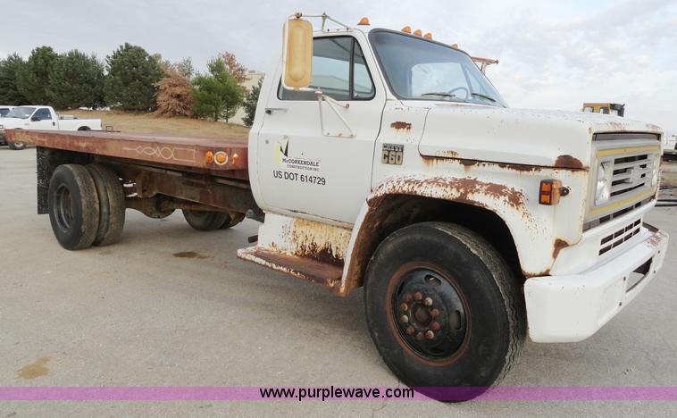 image for item A3297 1974 Chevrolet C60 flatbed truck