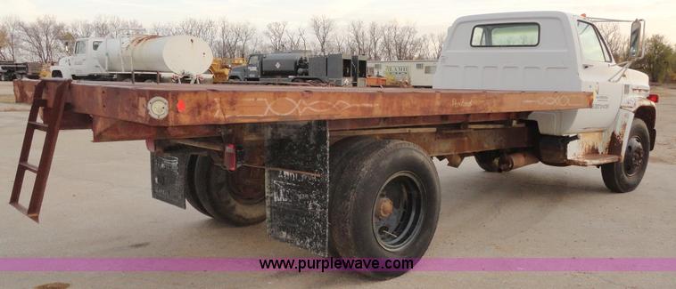 image for item A3297 1974 Chevrolet C60 flatbed truck
