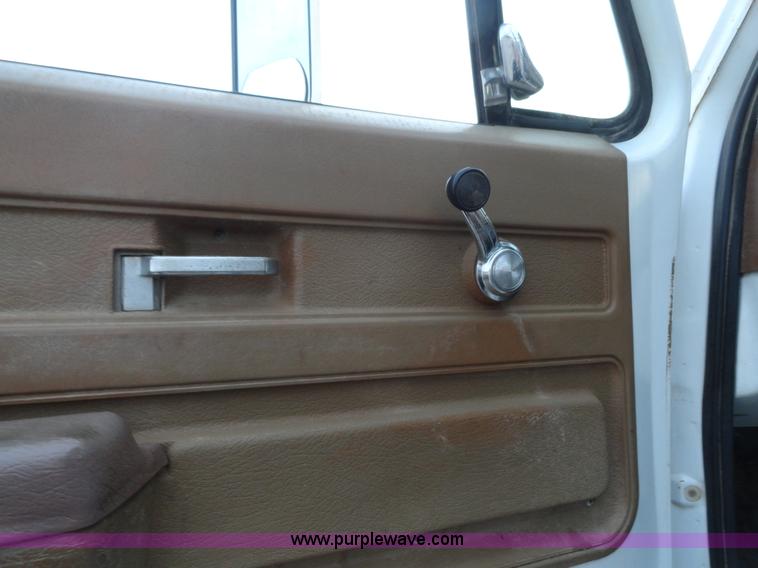 image for item A3297 1974 Chevrolet C60 flatbed truck