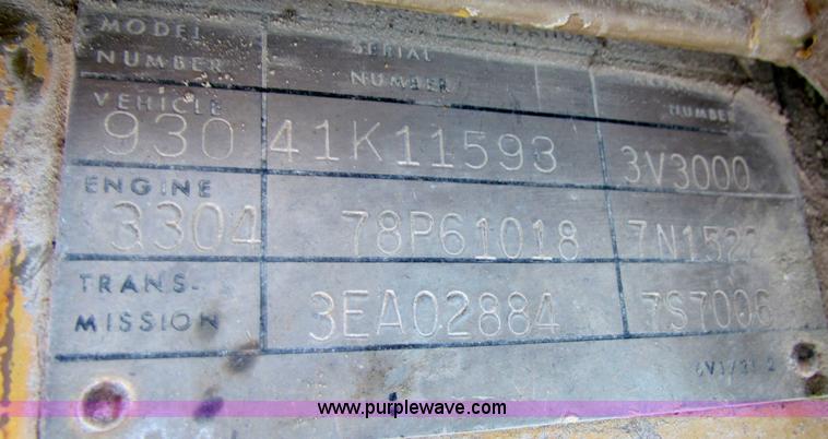 image for item A3518 1982 Caterpillar 930 wheel loader