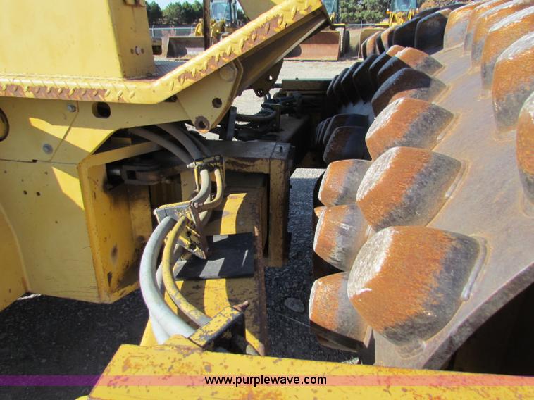 image for item A3520 1995 Caterpillar CP-563C vibratory roller/packer