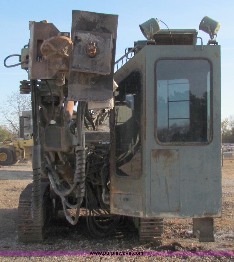 image for item A6520 1997 Terex SCH5000CL drill