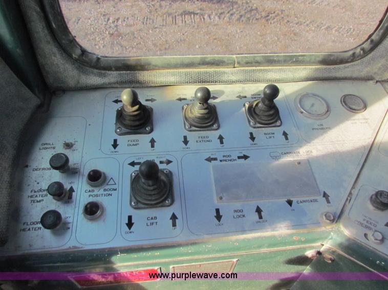 image for item A6520 1997 Terex SCH5000CL drill