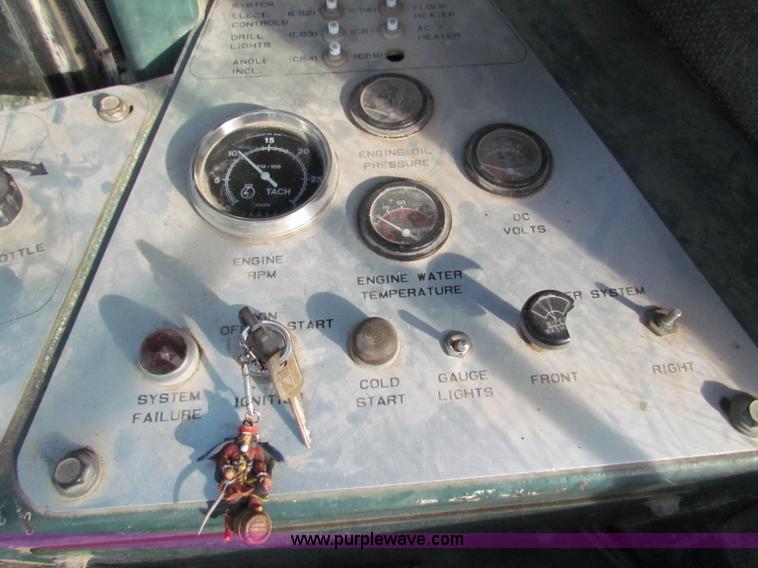 image for item A6520 1997 Terex SCH5000CL drill