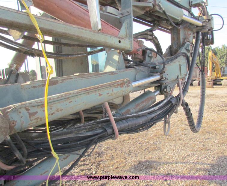 image for item A6520 1997 Terex SCH5000CL drill
