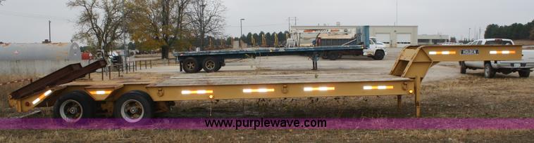 image for item A6539 1998 Holden HLB 36225 fifth wheel trailer