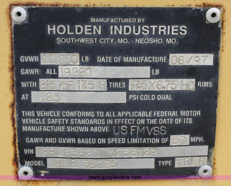 image for item A6539 1998 Holden HLB 36225 fifth wheel trailer