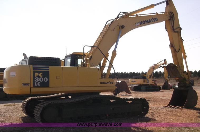 image for item B5027 2005 Komatsu PC300LC-7L Galeo series excavator
