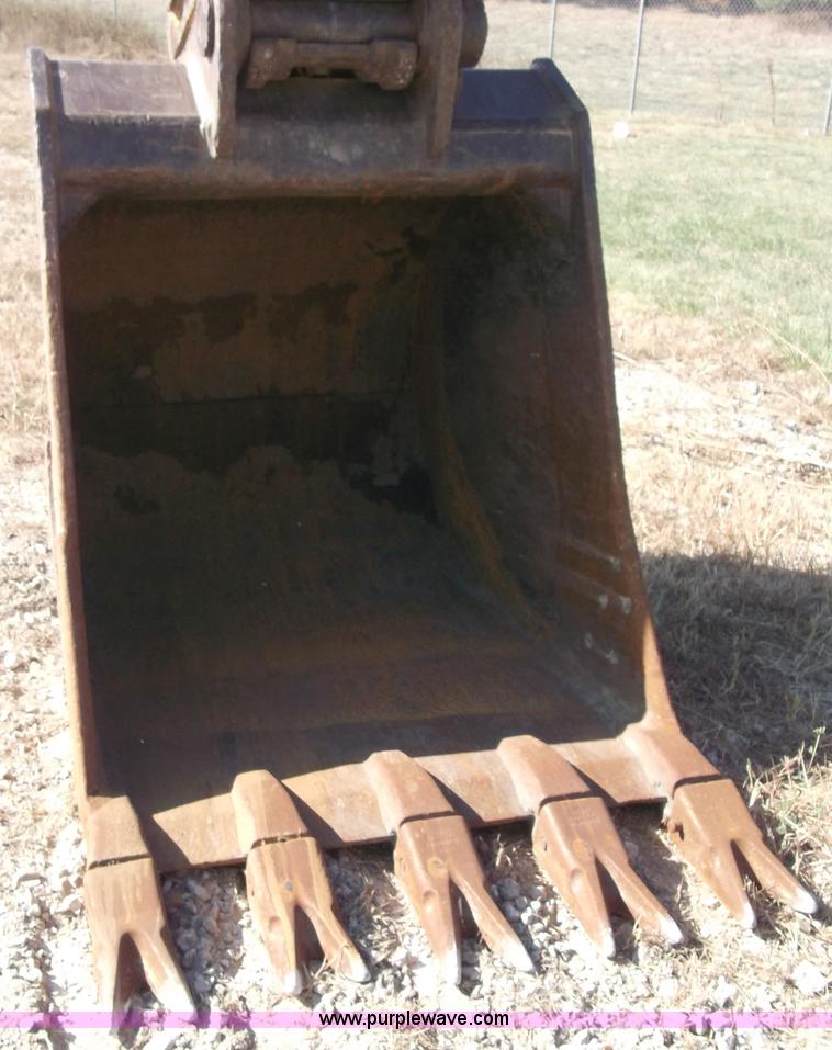 image for item B5027 2005 Komatsu PC300LC-7L Galeo series excavator