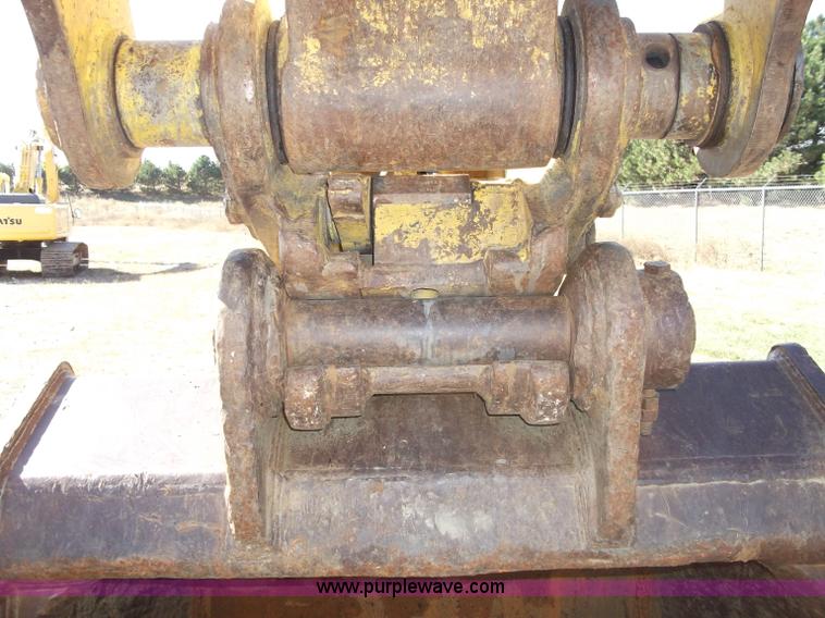 image for item B5027 2005 Komatsu PC300LC-7L Galeo series excavator