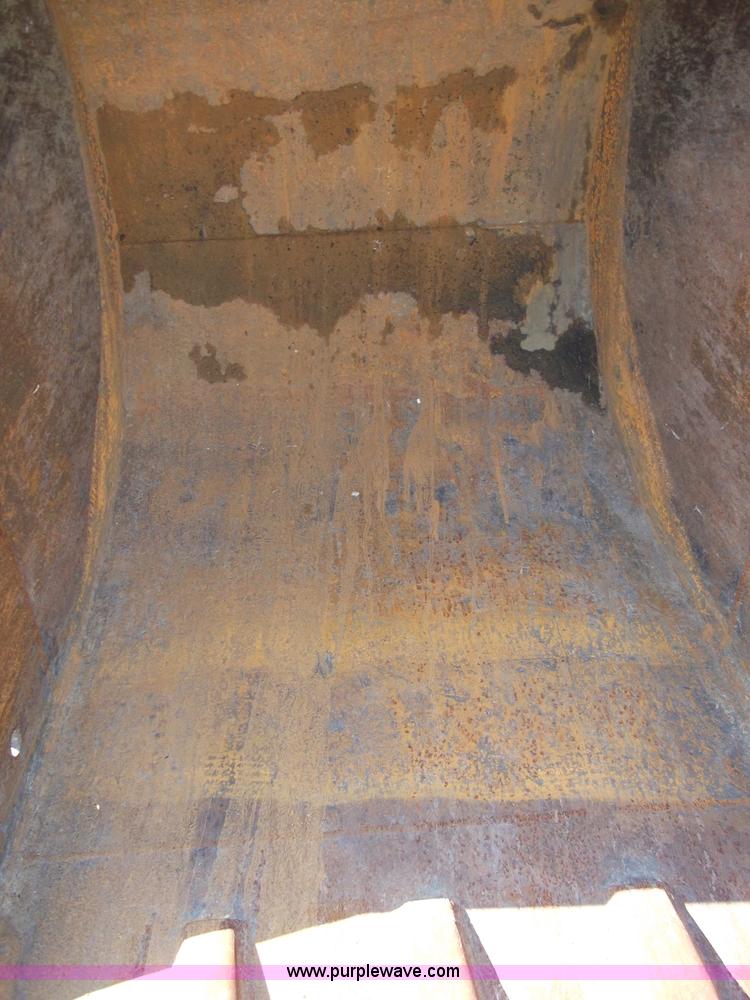 image for item B5027 2005 Komatsu PC300LC-7L Galeo series excavator