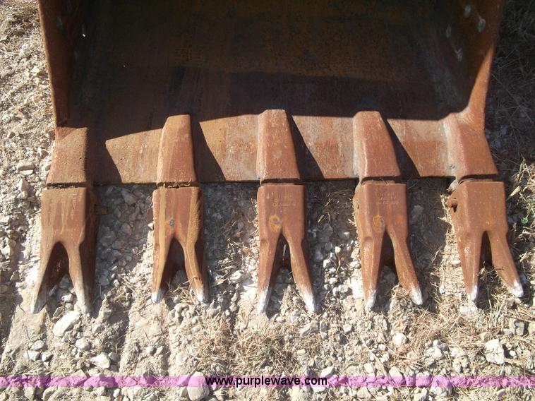 image for item B5027 2005 Komatsu PC300LC-7L Galeo series excavator