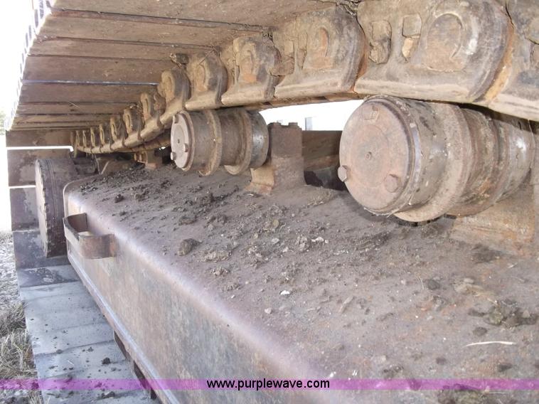 image for item B5027 2005 Komatsu PC300LC-7L Galeo series excavator