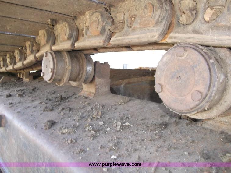 image for item B5027 2005 Komatsu PC300LC-7L Galeo series excavator