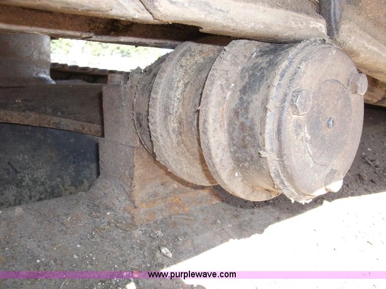 image for item B5027 2005 Komatsu PC300LC-7L Galeo series excavator