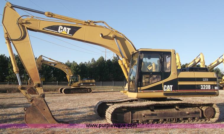 image for item B5028 1998 Caterpillar 320BL excavator