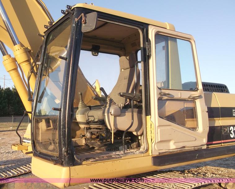 image for item B5028 1998 Caterpillar 320BL excavator