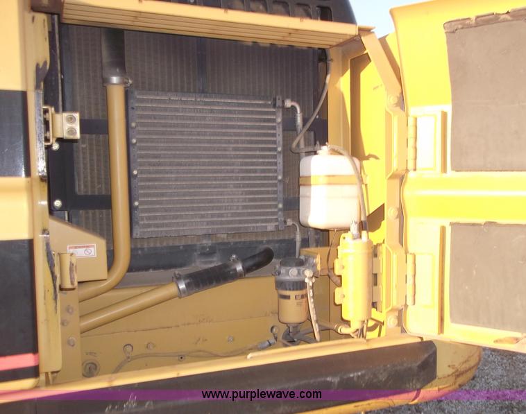 image for item B5028 1998 Caterpillar 320BL excavator