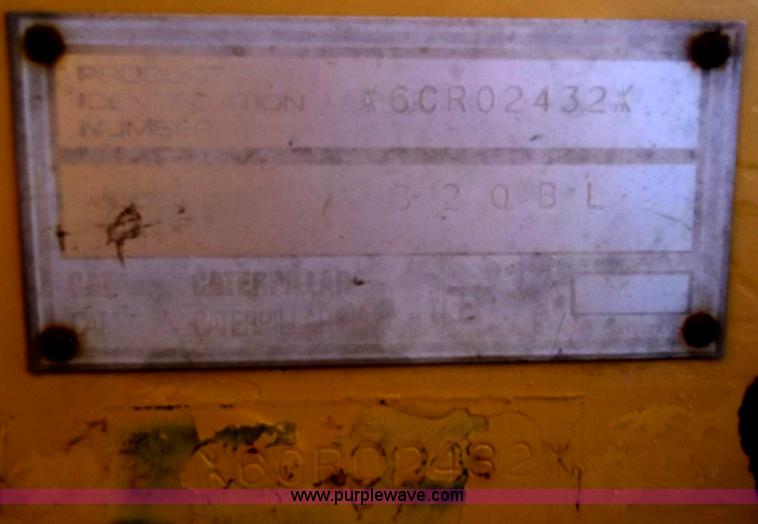 image for item B5028 1998 Caterpillar 320BL excavator