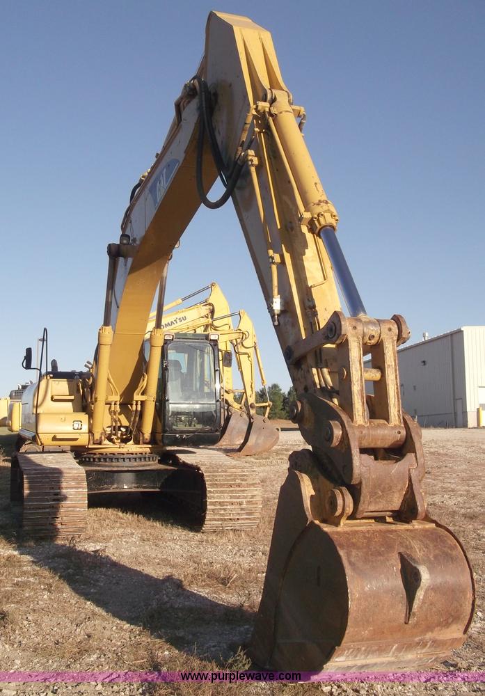 image for item B5029 2005 Caterpillar 330C excavator