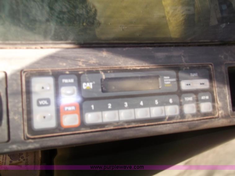 image for item B5029 2005 Caterpillar 330C excavator