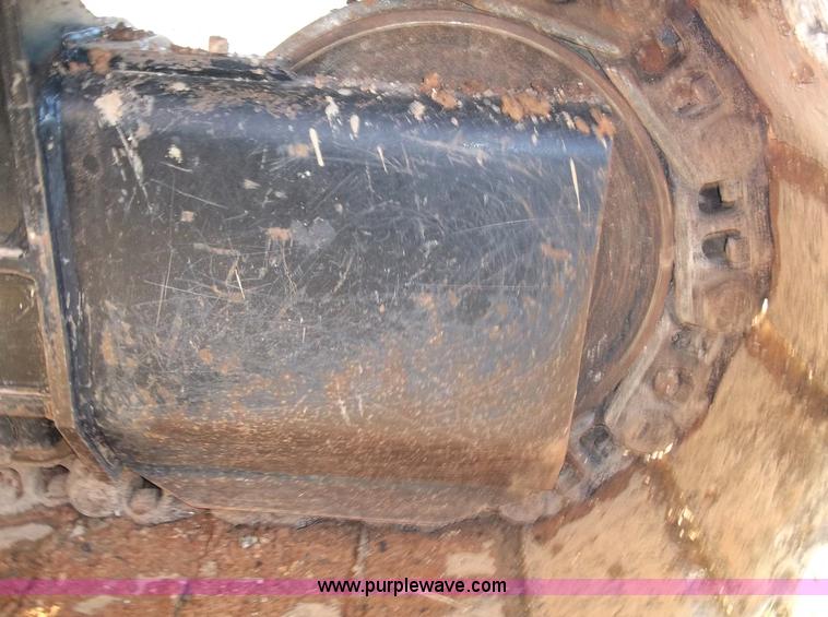 image for item B5029 2005 Caterpillar 330C excavator