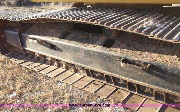 image for item B5029 2005 Caterpillar 330C excavator