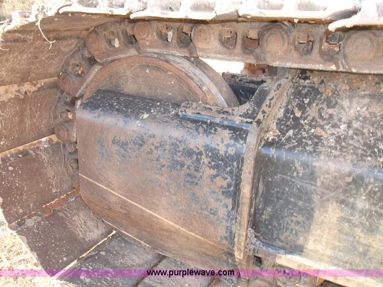 image for item B5029 2005 Caterpillar 330C excavator