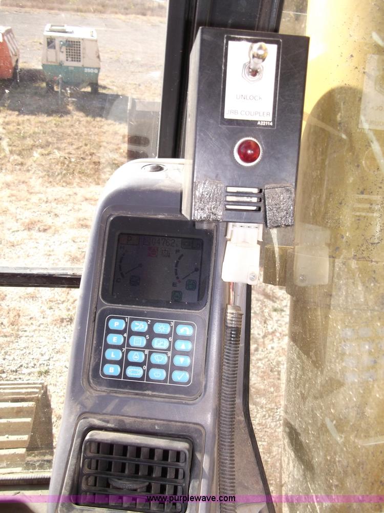 image for item B5030 2006 Komatsu PC400LC-7E0 Galeo series excavator