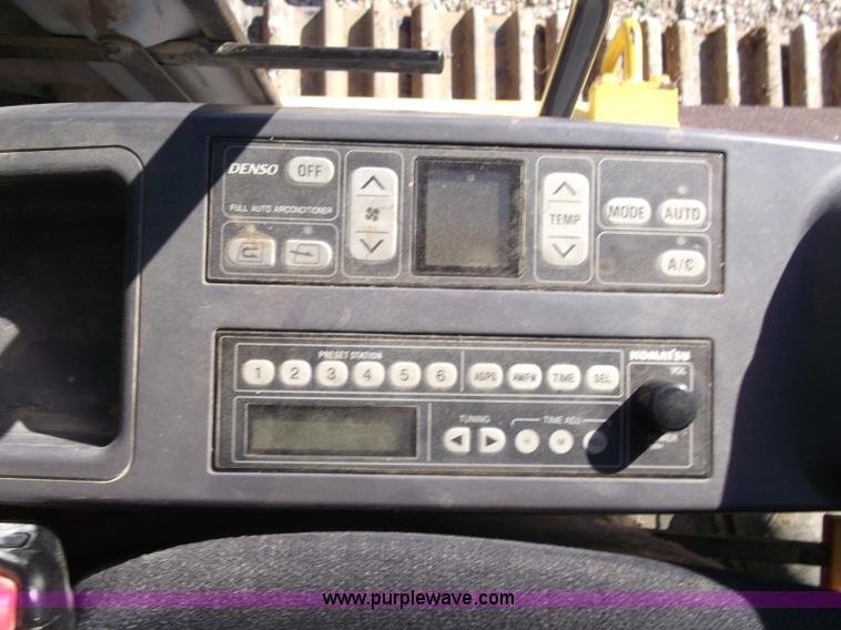 image for item B5030 2006 Komatsu PC400LC-7E0 Galeo series excavator