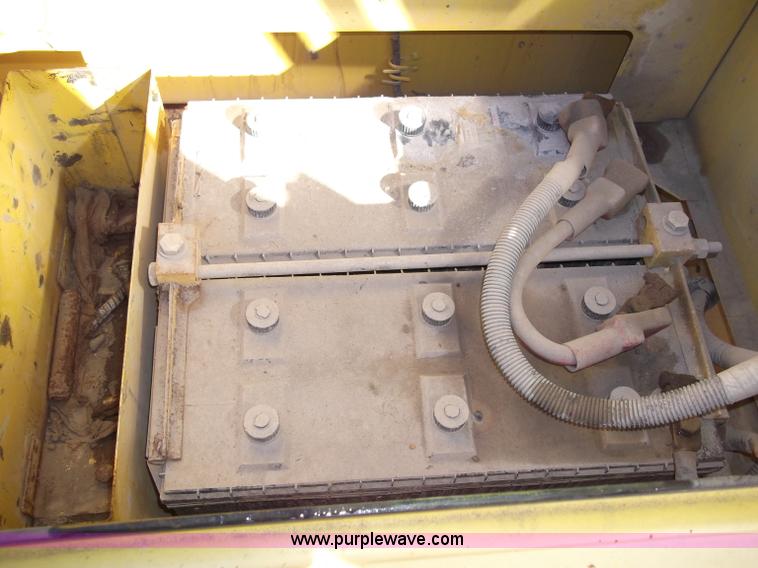 image for item B5030 2006 Komatsu PC400LC-7E0 Galeo series excavator