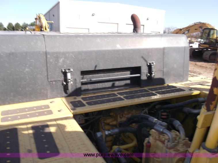 image for item B5030 2006 Komatsu PC400LC-7E0 Galeo series excavator