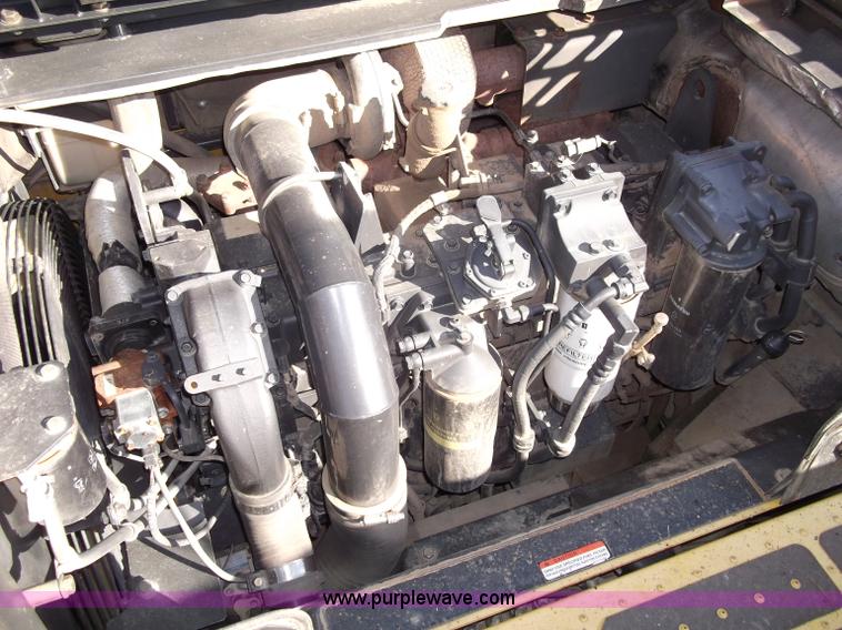 image for item B5030 2006 Komatsu PC400LC-7E0 Galeo series excavator