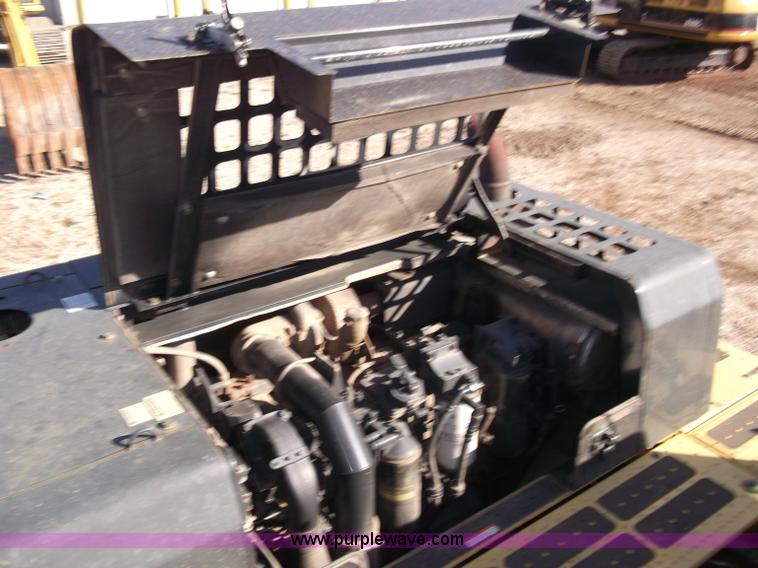 image for item B5030 2006 Komatsu PC400LC-7E0 Galeo series excavator