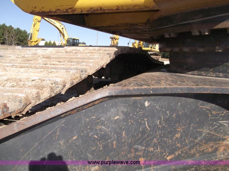 image for item B5030 2006 Komatsu PC400LC-7E0 Galeo series excavator