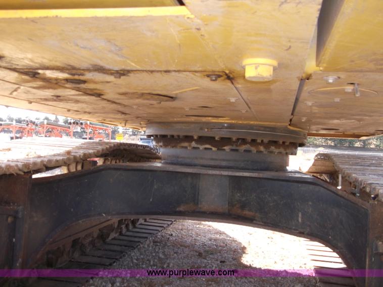 image for item B5030 2006 Komatsu PC400LC-7E0 Galeo series excavator
